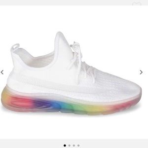 Women’s wanted planet sneakers